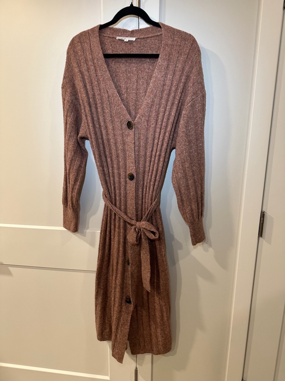 Beautiful ribbed knit sweater dress by Cleo - Picture 2 of 5